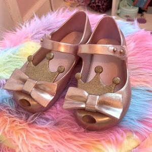 Mini Melissa girl shoe size 9